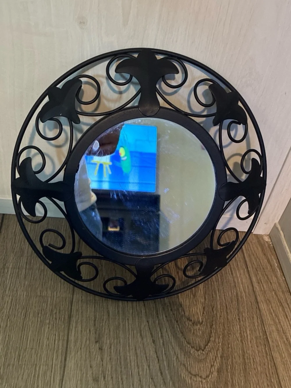 Home Interiors elegant black